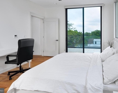 45 Spring Street - Photo Thumbnail 12