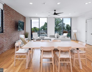 45 Spring Street - Photo Thumbnail 7