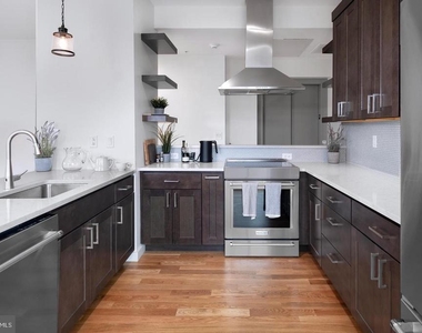45 Spring Street - Photo Thumbnail 6