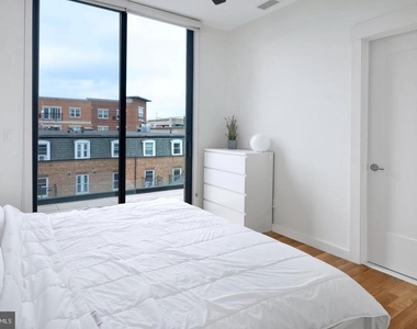 45 Spring Street - Photo Thumbnail 15
