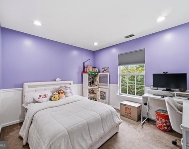 31 Belmont Drive - Photo Thumbnail 23