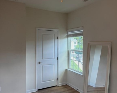 1 Stevens Court - Photo Thumbnail 22