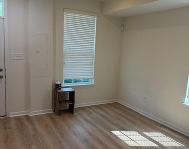 1 Stevens Court - Photo Thumbnail 20