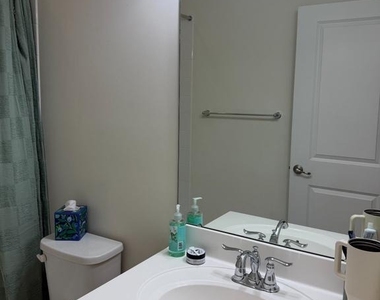 1 Stevens Court - Photo Thumbnail 16