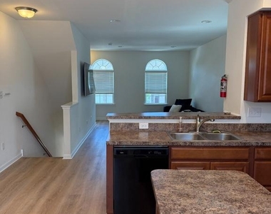 1 Stevens Court - Photo Thumbnail 3