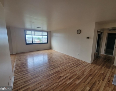 3450 Toledo Terrace - Photo Thumbnail 15