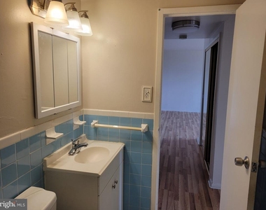 3450 Toledo Terrace - Photo Thumbnail 13
