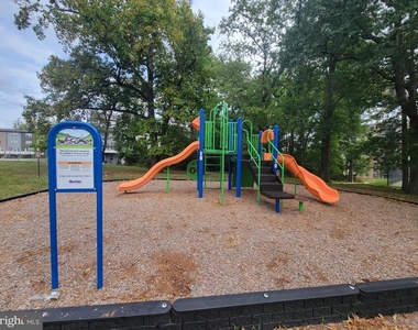 3450 Toledo Terrace - Photo Thumbnail 31