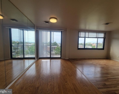 3450 Toledo Terrace - Photo Thumbnail 21