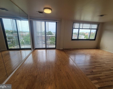 3450 Toledo Terrace - Photo Thumbnail 20