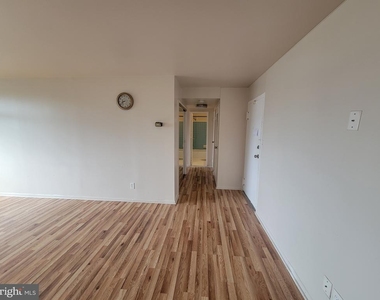 3450 Toledo Terrace - Photo Thumbnail 25