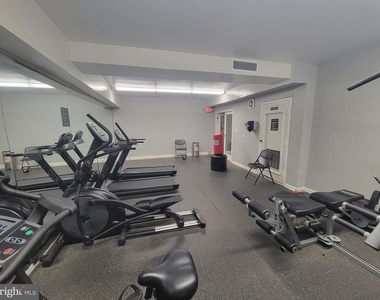 3450 Toledo Terrace - Photo Thumbnail 33