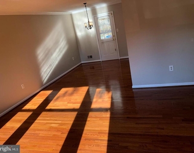 5902 E Boniwood Turn - Photo Thumbnail 5