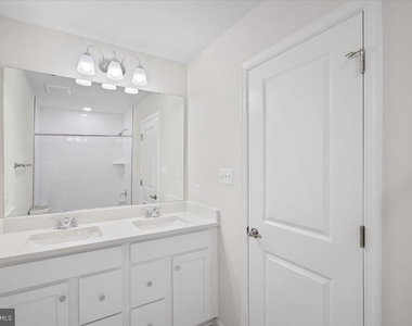 6074 Soho Way - Photo Thumbnail 16