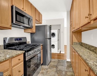 10012 Sinnott Drive - Photo Thumbnail 13