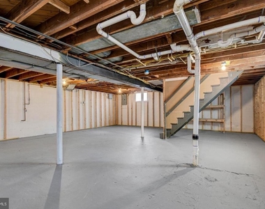 10012 Sinnott Drive - Photo Thumbnail 24
