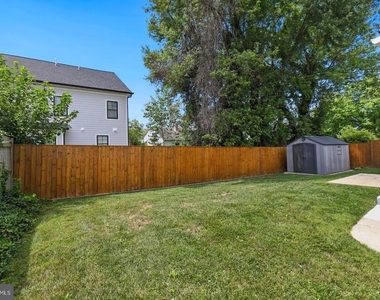 10012 Sinnott Drive - Photo Thumbnail 26