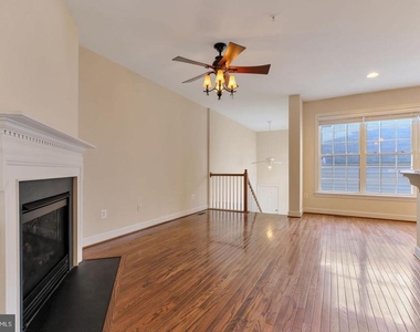 725 Ridgemont Avenue - Photo Thumbnail 6