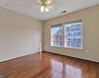 725 Ridgemont Avenue - Photo Thumbnail 17