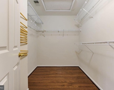 725 Ridgemont Avenue - Photo Thumbnail 16
