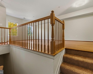 12806 Rexmore Drive - Photo Thumbnail 4