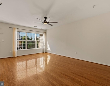 12806 Rexmore Drive - Photo Thumbnail 8