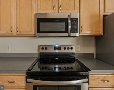 12806 Rexmore Drive - Photo Thumbnail 14