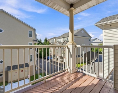 12806 Rexmore Drive - Photo Thumbnail 15
