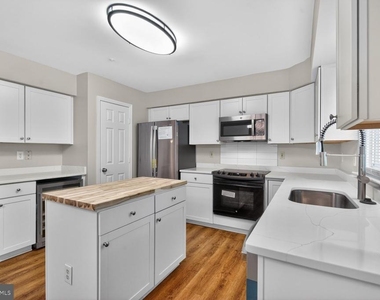 2621 Telluride Place - Photo Thumbnail 25