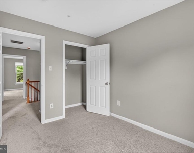 2621 Telluride Place - Photo Thumbnail 3