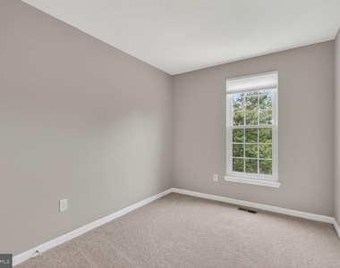 2621 Telluride Place - Photo Thumbnail 2