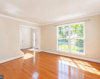 12303 Milestone Manor Lane - Photo Thumbnail 11