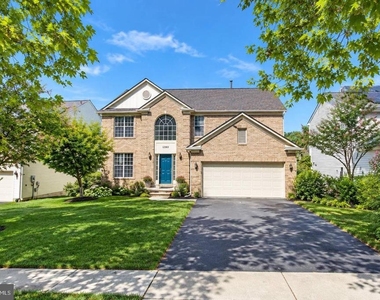 12303 Milestone Manor Lane - Photo Thumbnail 4