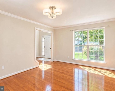 12303 Milestone Manor Lane - Photo Thumbnail 13