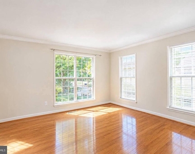 12303 Milestone Manor Lane - Photo Thumbnail 9