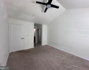 5960 Millrace Court - Photo Thumbnail 3