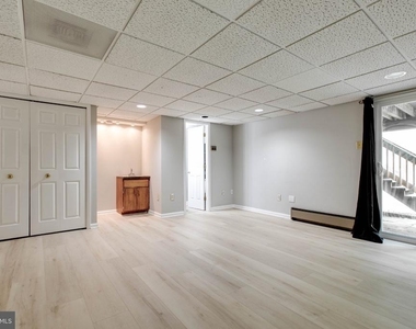 7717 Heatherside Lane - Photo Thumbnail 38