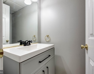 7717 Heatherside Lane - Photo Thumbnail 35