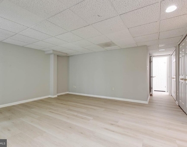 7717 Heatherside Lane - Photo Thumbnail 36