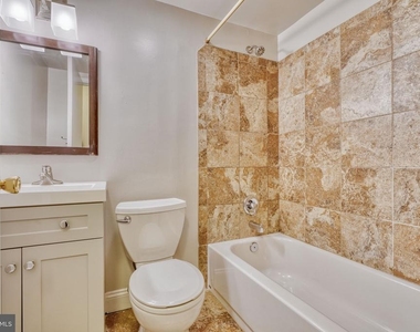 140 Royal Oak Drive - Photo Thumbnail 20