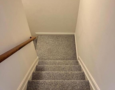 10528 Catalina Place - Photo Thumbnail 4