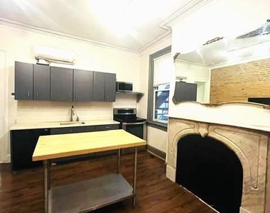 914 St Paul Street - Photo Thumbnail 8