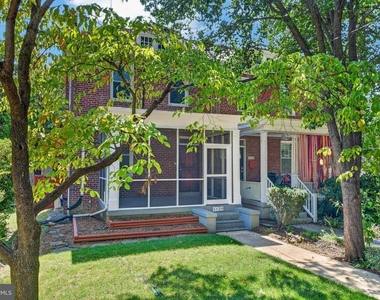 4130 Military Road Nw - Photo Thumbnail 3