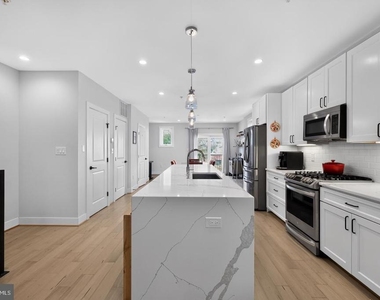 311 Jefferson Street Nw - Photo Thumbnail 5