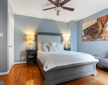 1812 Bryant Street Ne - Photo Thumbnail 11