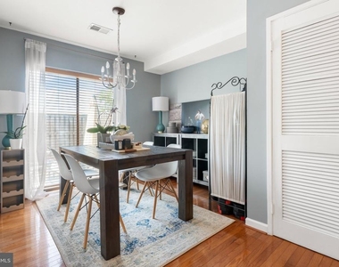 1812 Bryant Street Ne - Photo Thumbnail 8