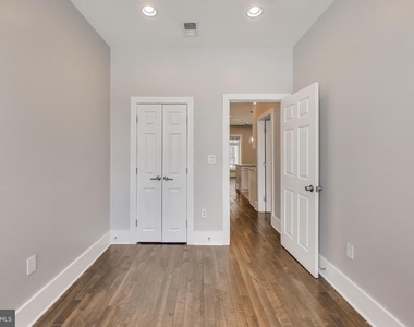 1220 19th Street Ne - Photo Thumbnail 7