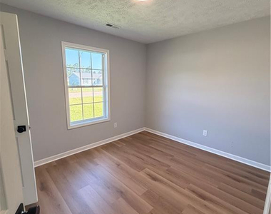 173 Centipede Lane - Photo Thumbnail 3