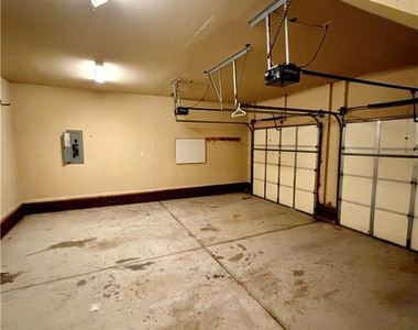 70 Carter Drive - Photo Thumbnail 27