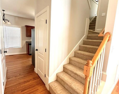70 Carter Drive - Photo Thumbnail 30